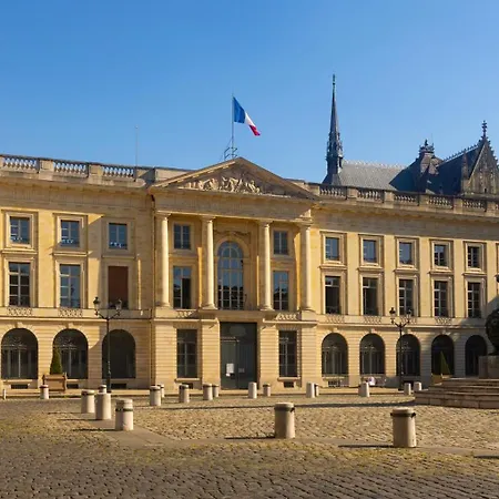 Le Grandval - Spacieux 3 *